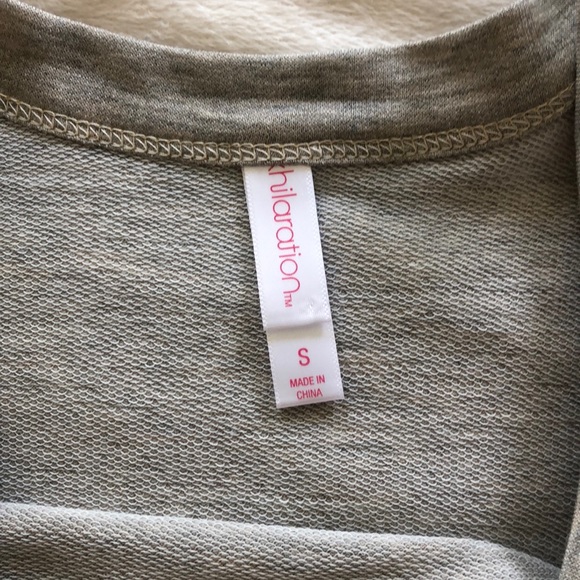 LAST CHANCE•Xhiliration• Cold Shoulder Ruffle Top - Picture 4 of 6